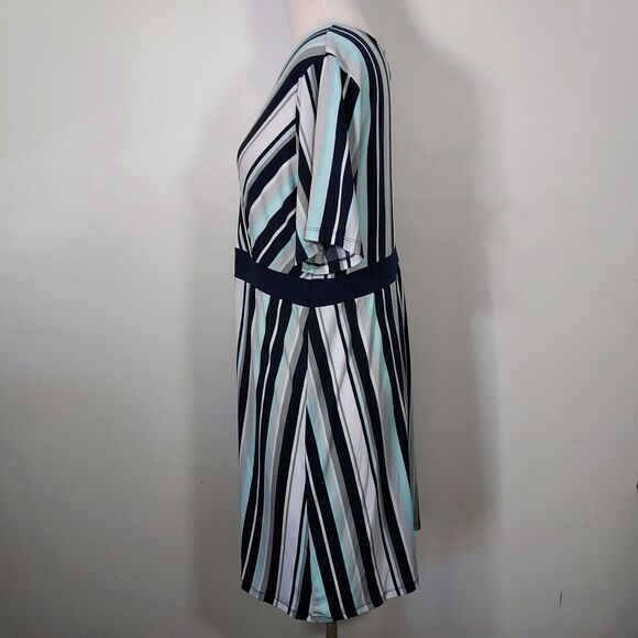 CJ Banks Dress Striped Stretch Womens Plus size 1X Surplice V Neck Short Sleeves - Picture 4 of 13